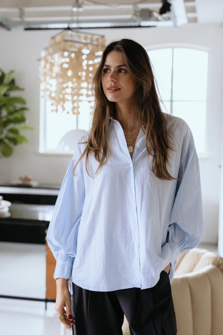 SARAH CHAMBRAY LIGHT BLUE