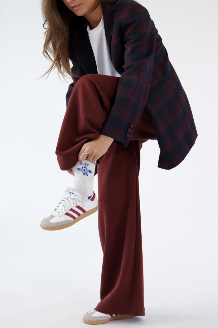 INDY BURGUNDY BLUE C