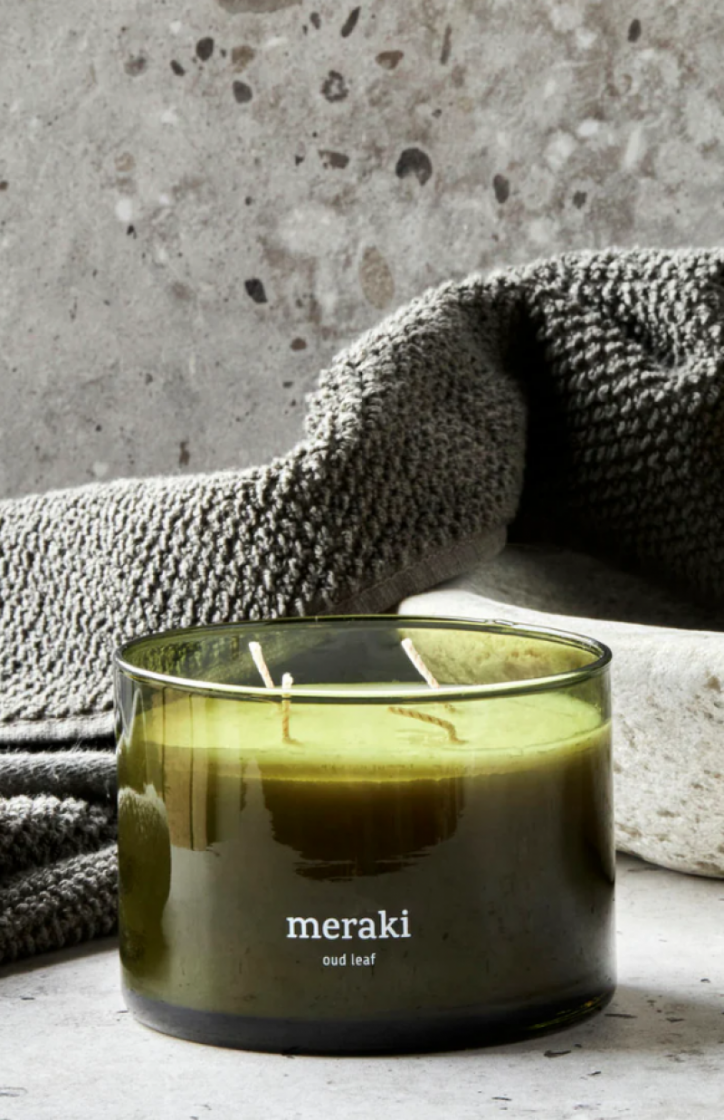 SCENTED CANDLE OUD LEAF GREEN 