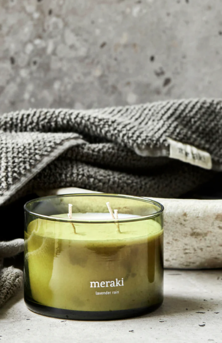 SCENTED CANDLE LAVENDER RAIN GREEN 