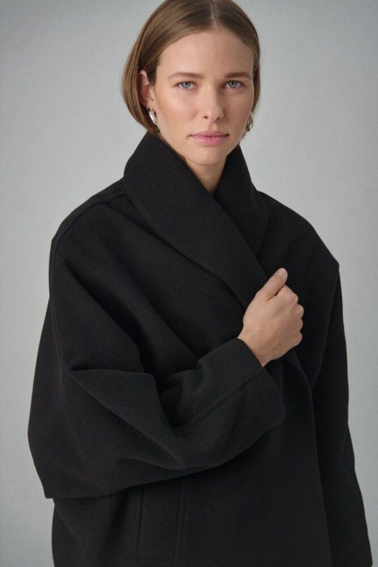 SLRUBIE BLACK
