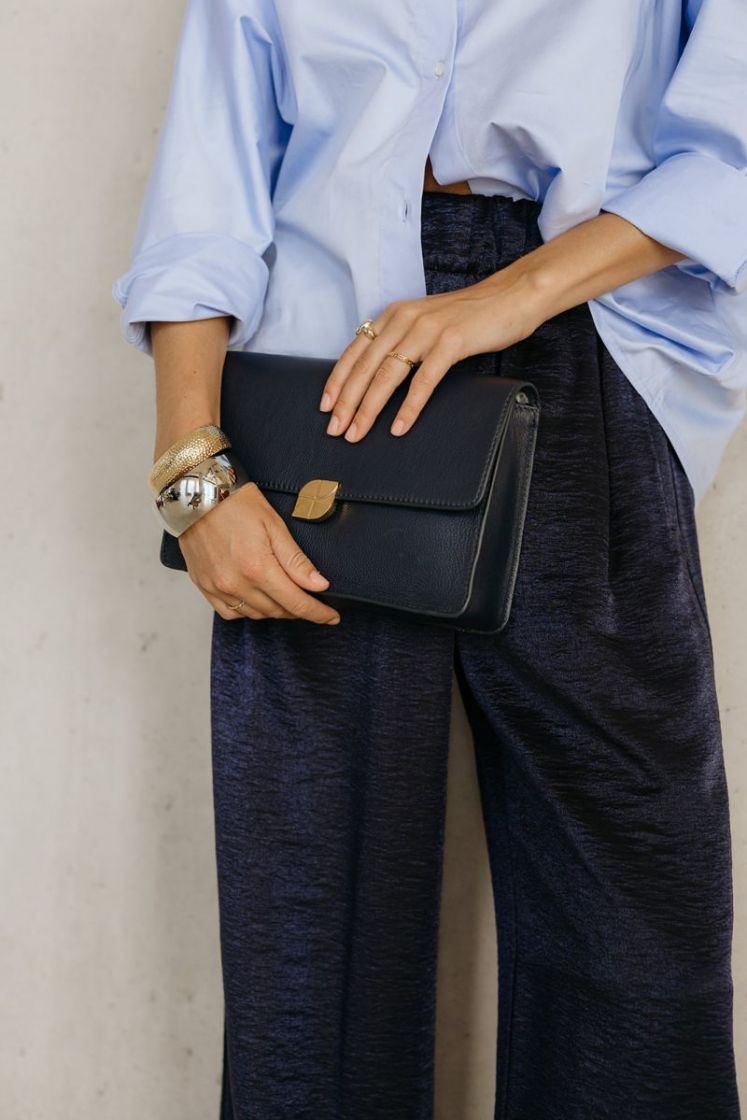 VIOLET NAVY BLUE