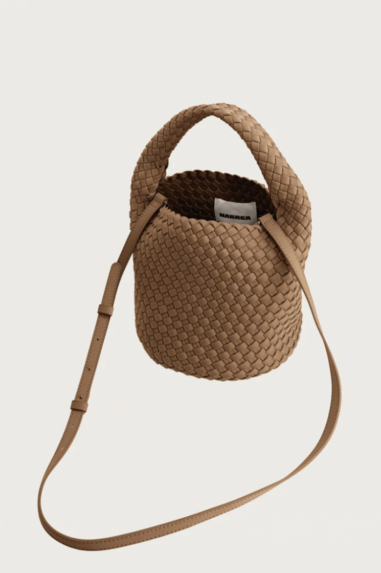 ALWAYS ON THE RUN BASKET RETRO SAND
