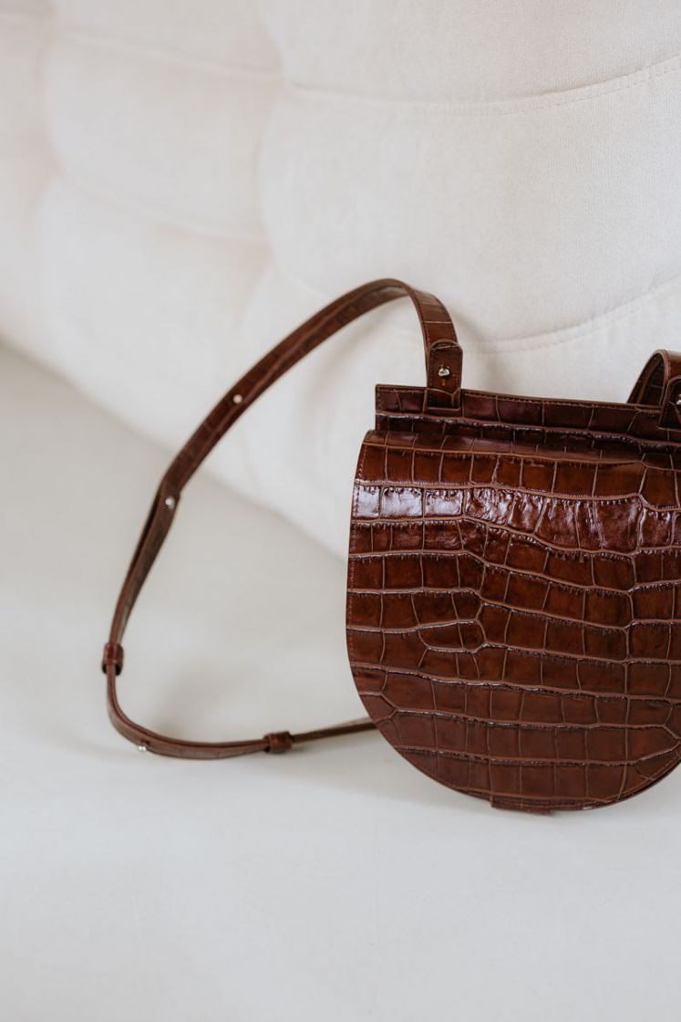 SINGLE SADDLE CHOCOLATE CROCO