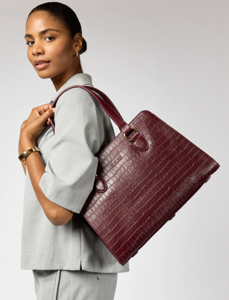 BLAIR DARK CHERRY CRO