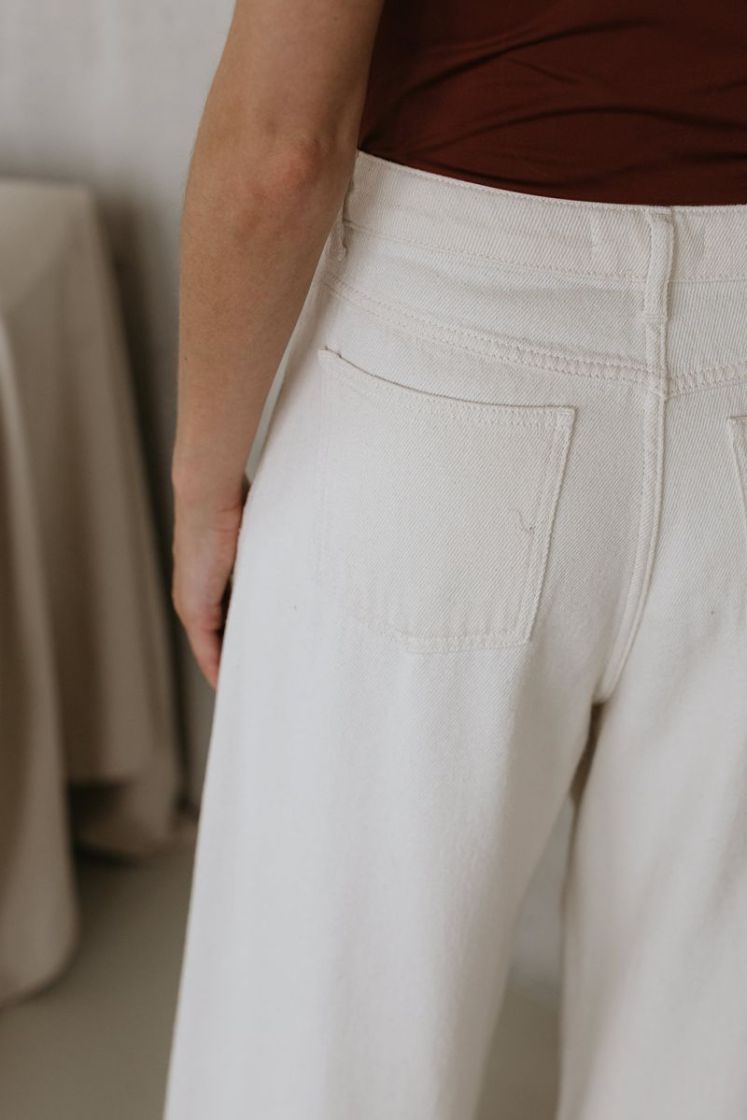LUX GRAIN RAW WHITE