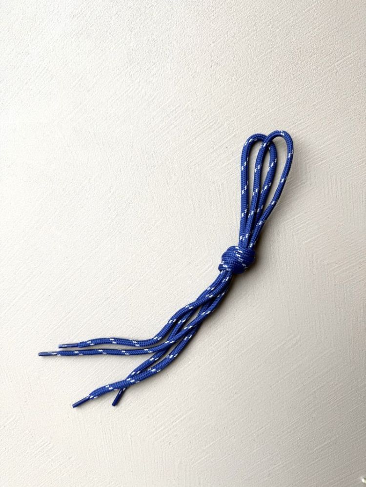 LACE BLUE
