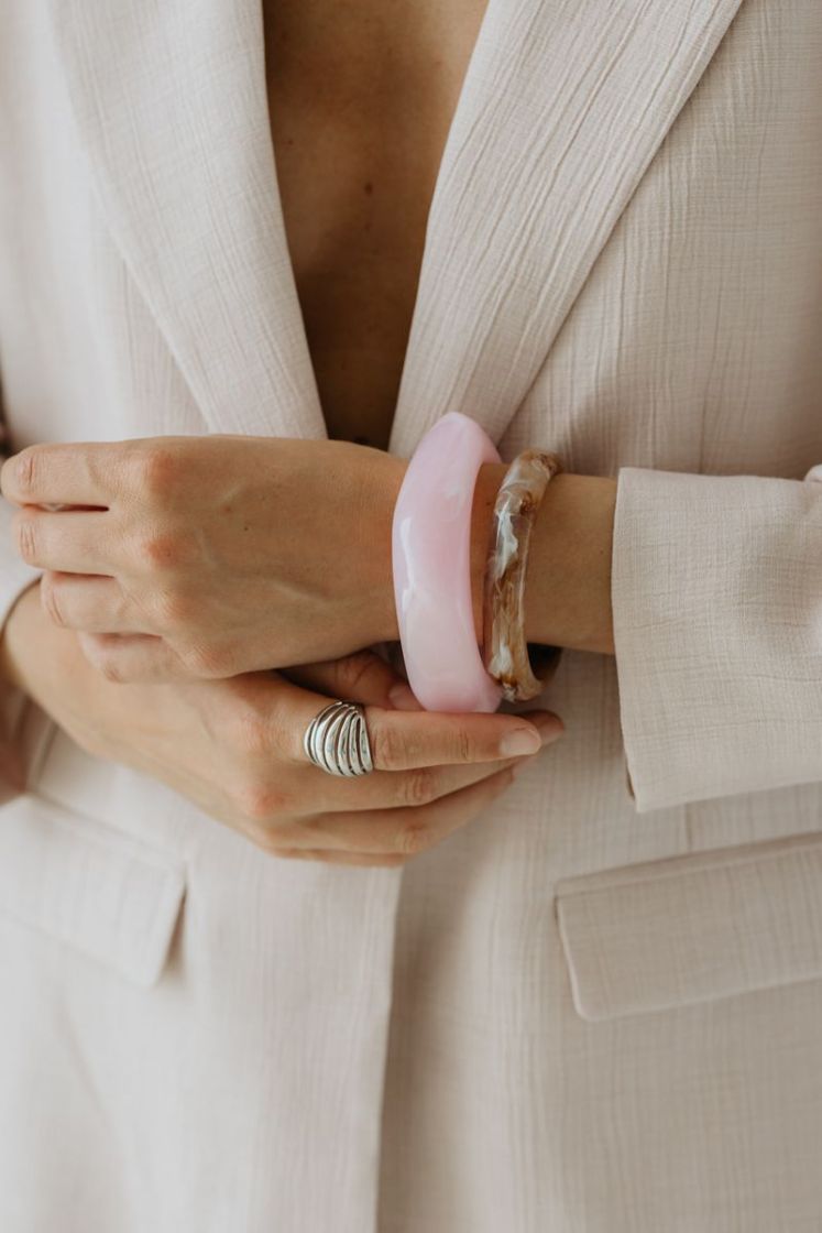 RESIN BANGLE RECTANGLE PINK