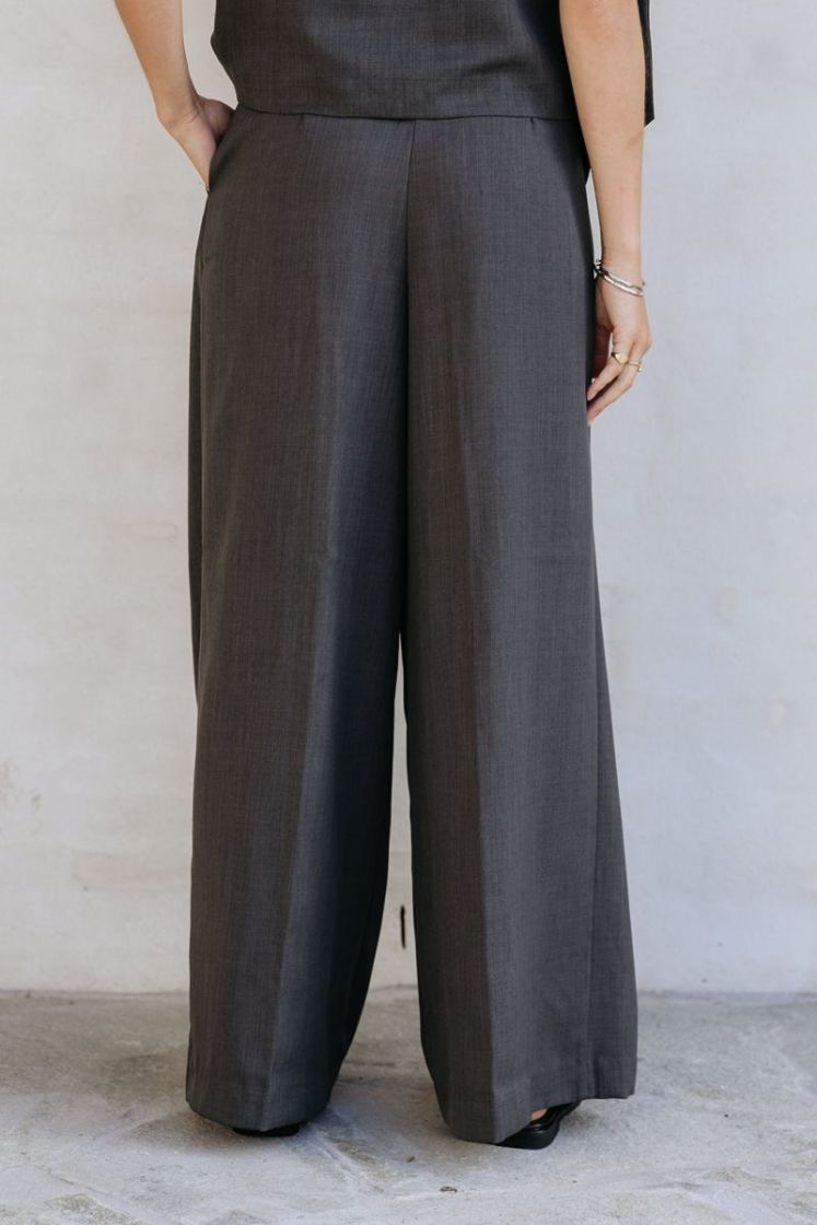YASELURA DARK GREY MELAN