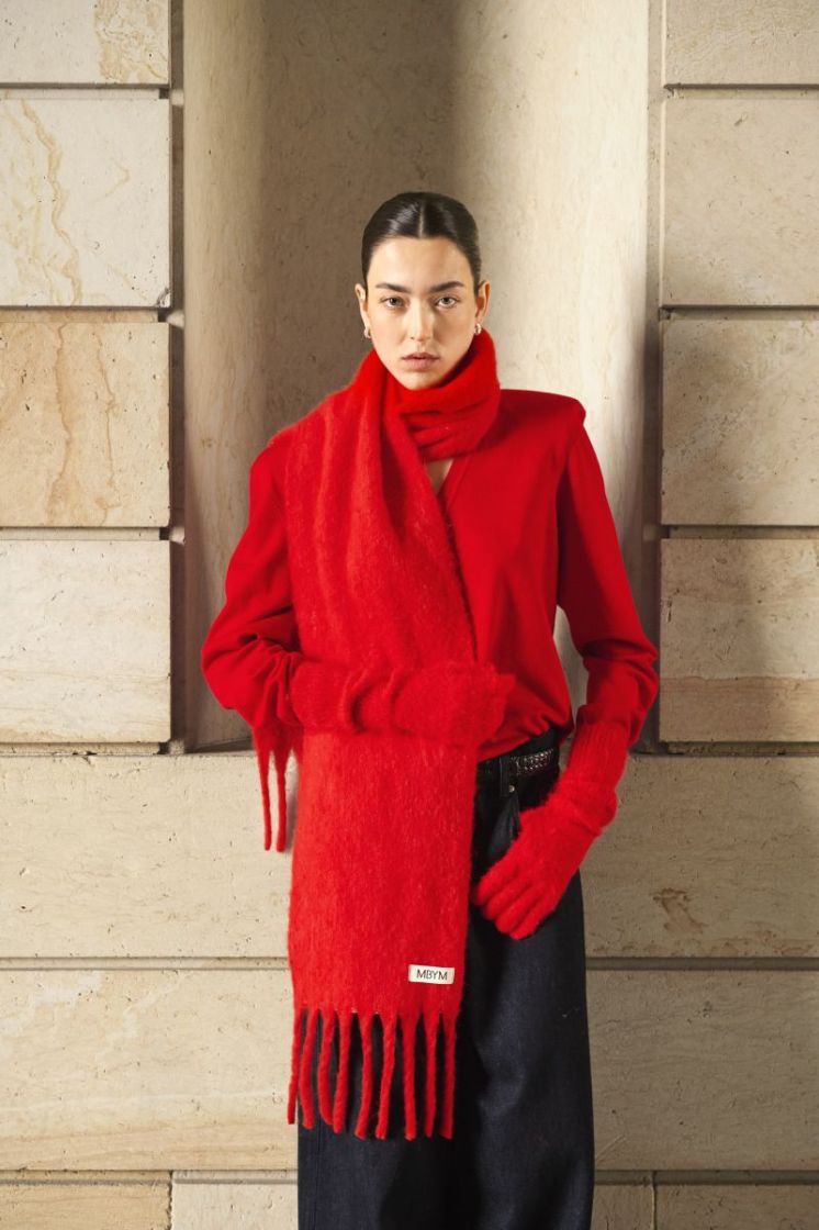 RUTHIE RED AURA