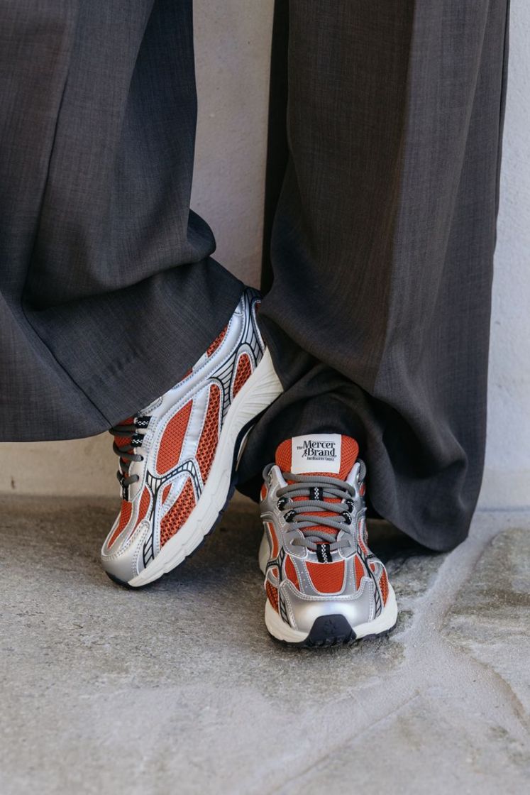 RE-RUN SCRATCHED ORANGE/SILVER