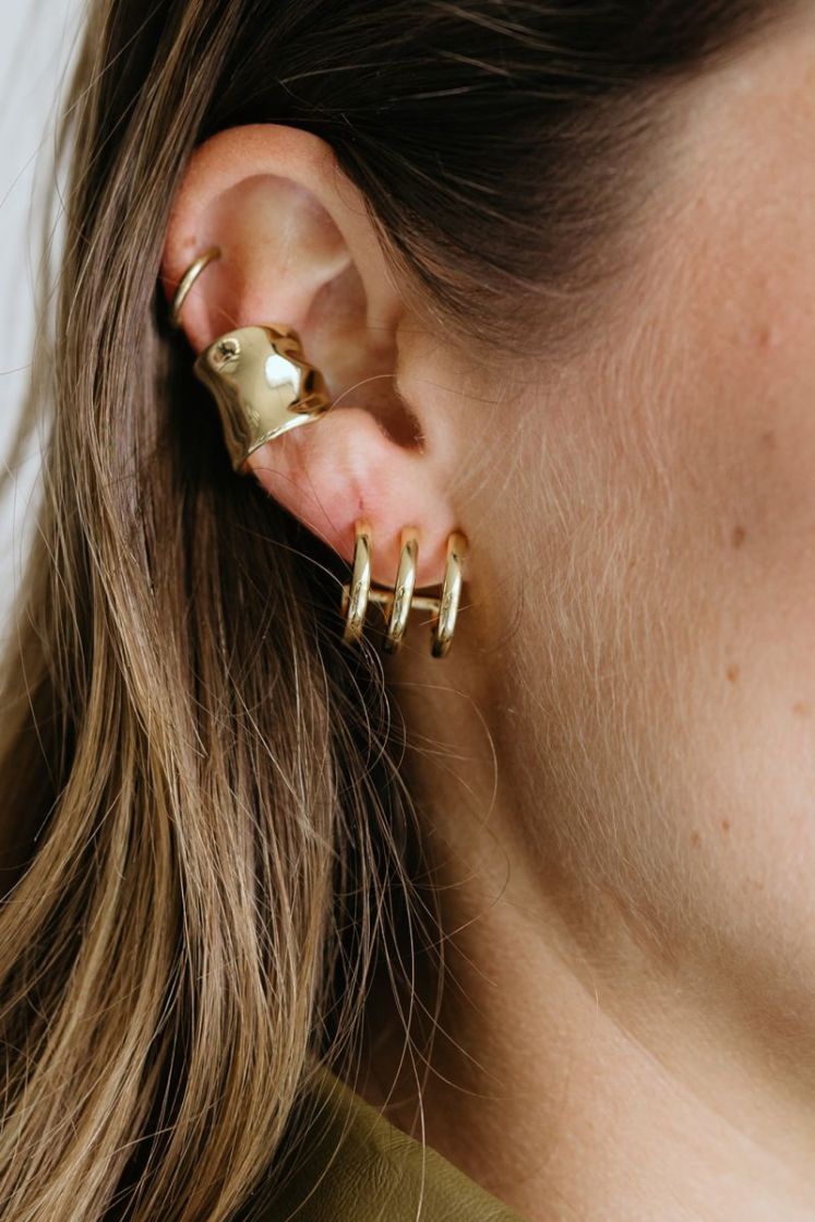 MOLTEN ARA EARCUFF GOLD