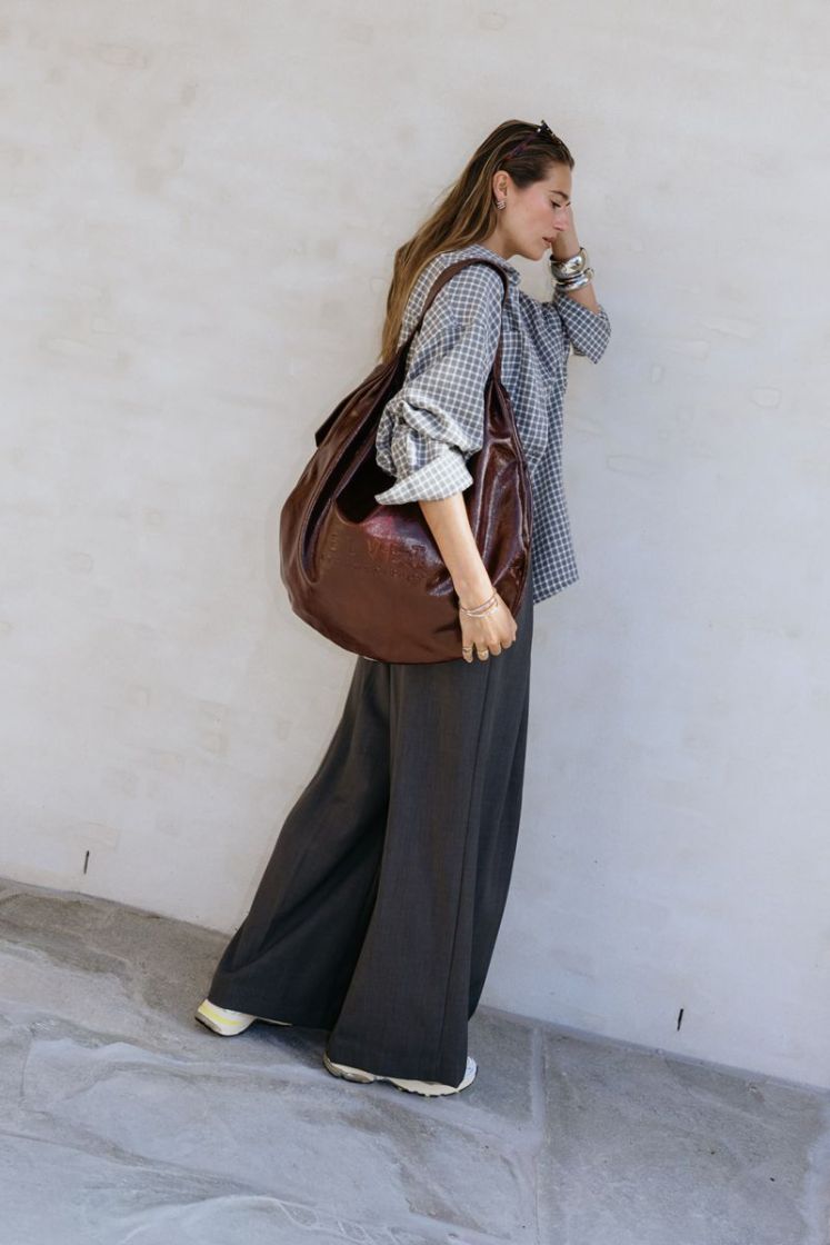 9Y VELVET BROWN