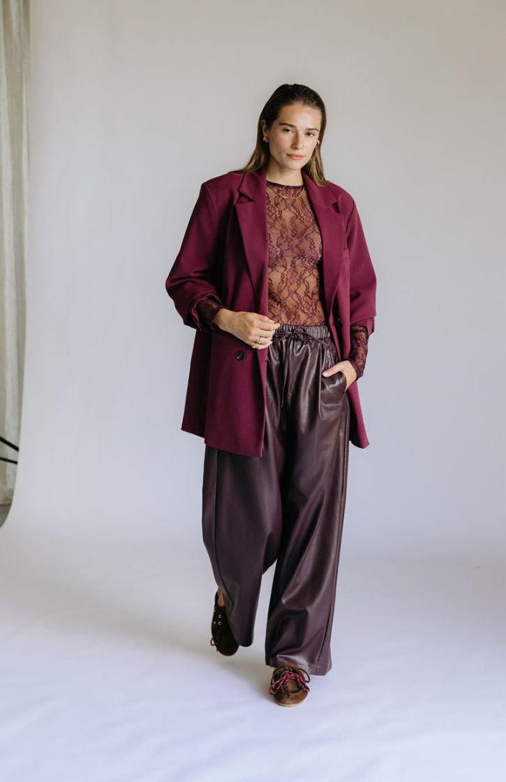 BURGUNDY BUSINESS